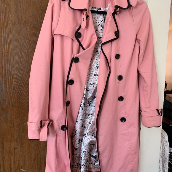 Pink trench coat - Picture 1 of 3